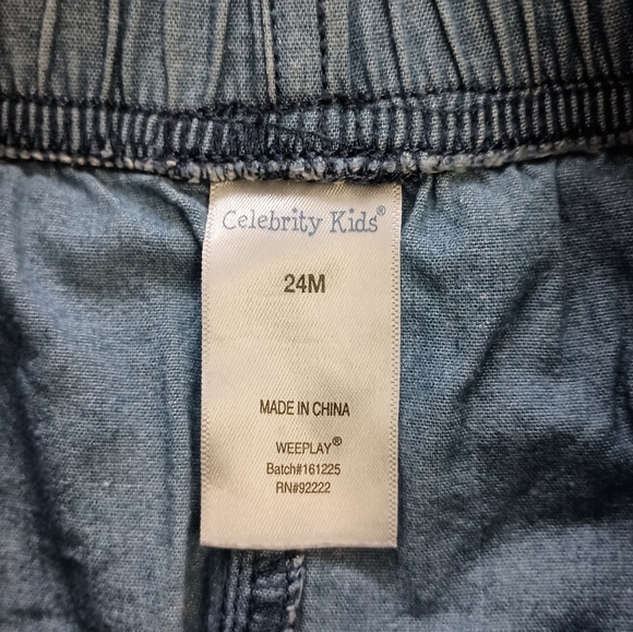 3/$10 🌟 Boys Kids 24 Month Celebrity Kids Blue Denim Style Shorts Pants - Picture 2 of 5